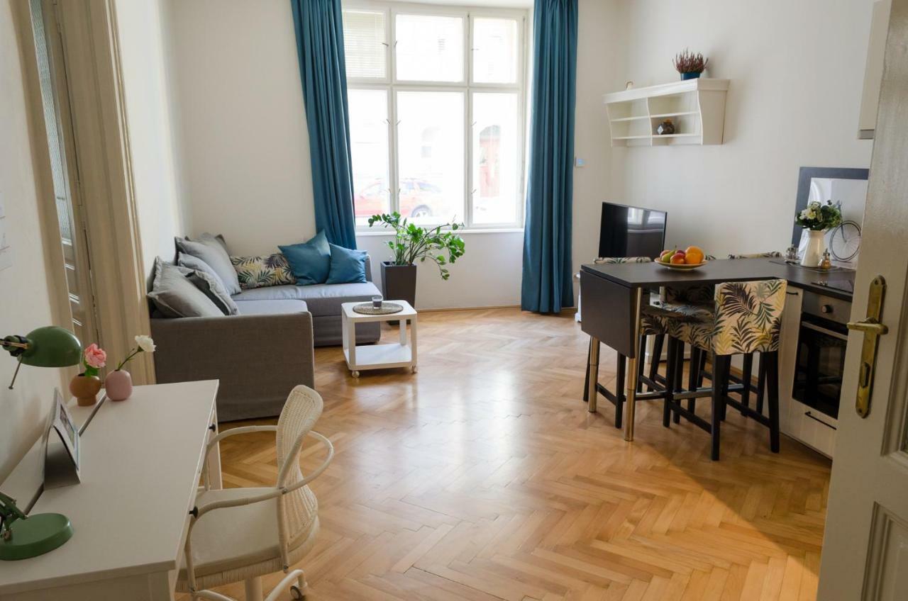 Oltec Apartment *